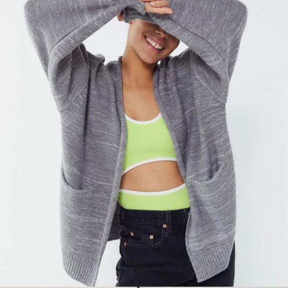 Urban Outfitters COLIE Cardigan Knit Women's Grey XS gray oversized - Picture 1 of 11